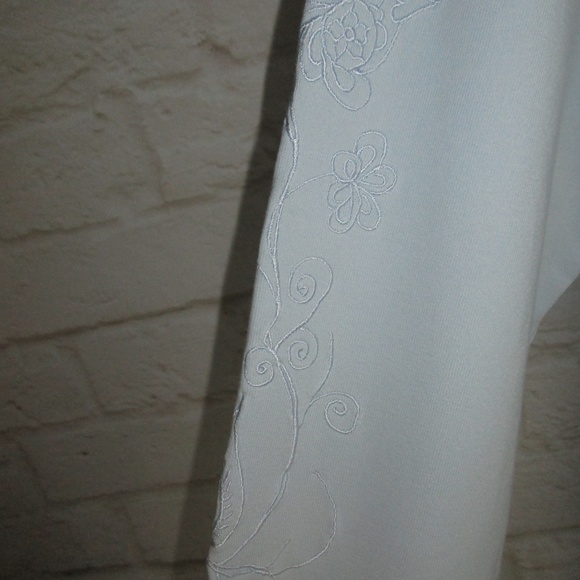 Patagonia Baby Blue Long Sleeve Thermal - Picture 3 of 6